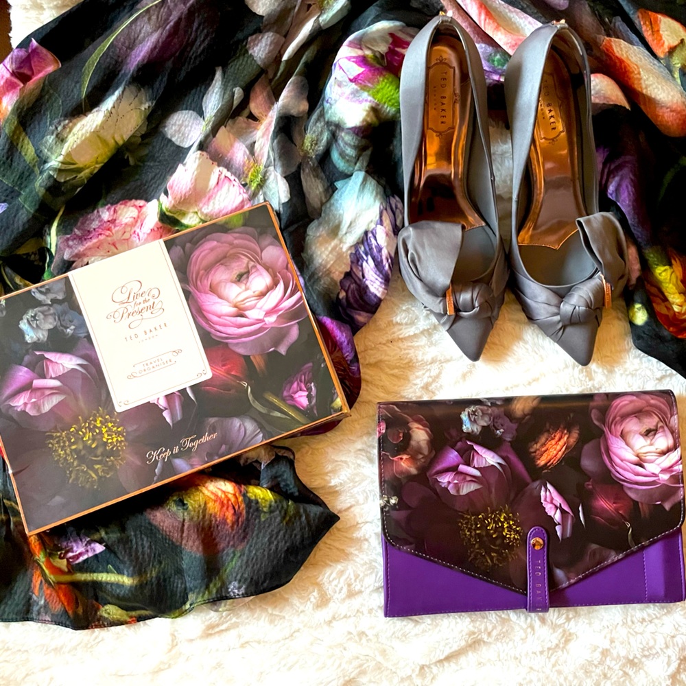 Ted Baker Travel Wallet